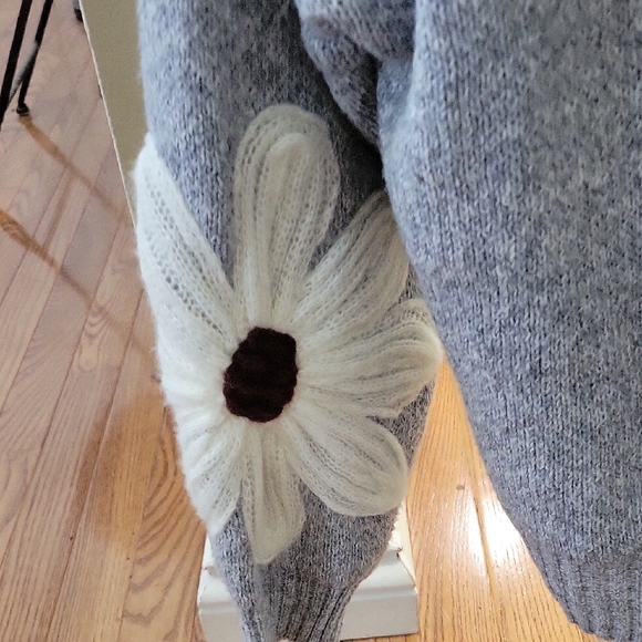 Women's Sweater, Gray With Floral On Shoulder - Picture 3 of 5
